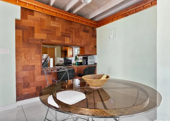 Cci Tourism - 1 Bdr Penthouse Apartment *
