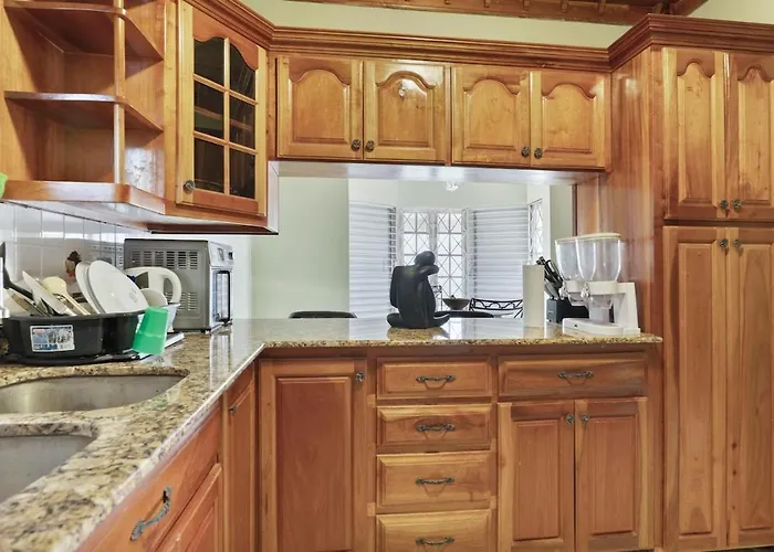 Cci Tourism - 1 Bdr Penthouse Apartment *