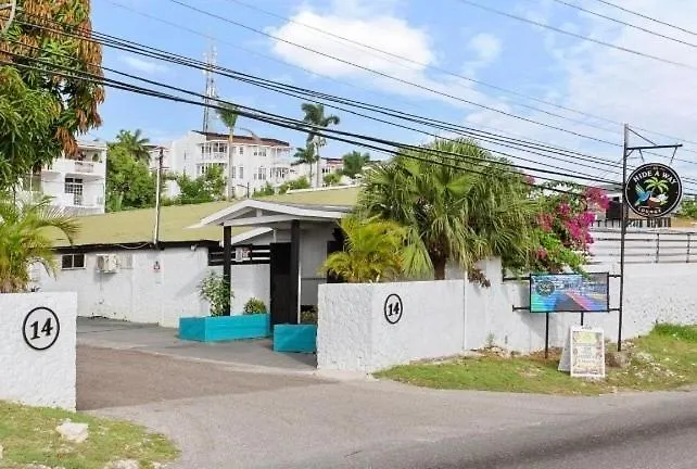 Cci Tourism - 1 Bdr Penthouse Montego Bay